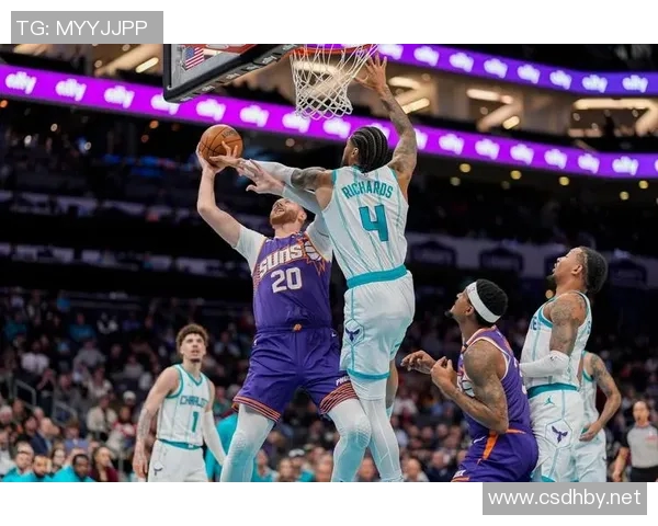 [2026年01月18日]黄蜂有意引进中锋，重点关注小萨博尼斯与克拉克斯顿