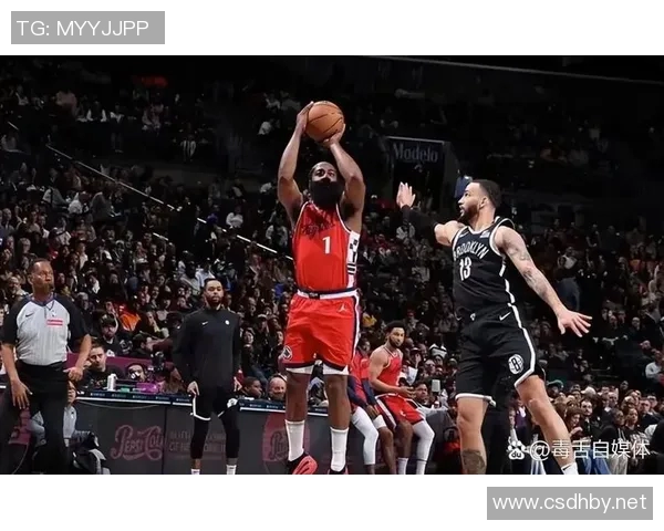 12月20日以来战绩：快船16胜3负领跑，活塞13胜5负